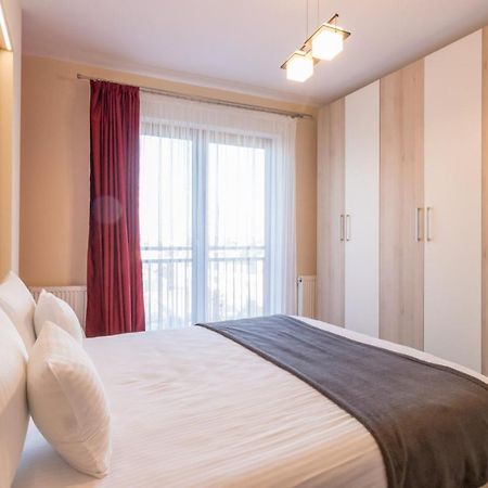 Modern Downtown Apartment Cluj-Napoca Esterno foto
