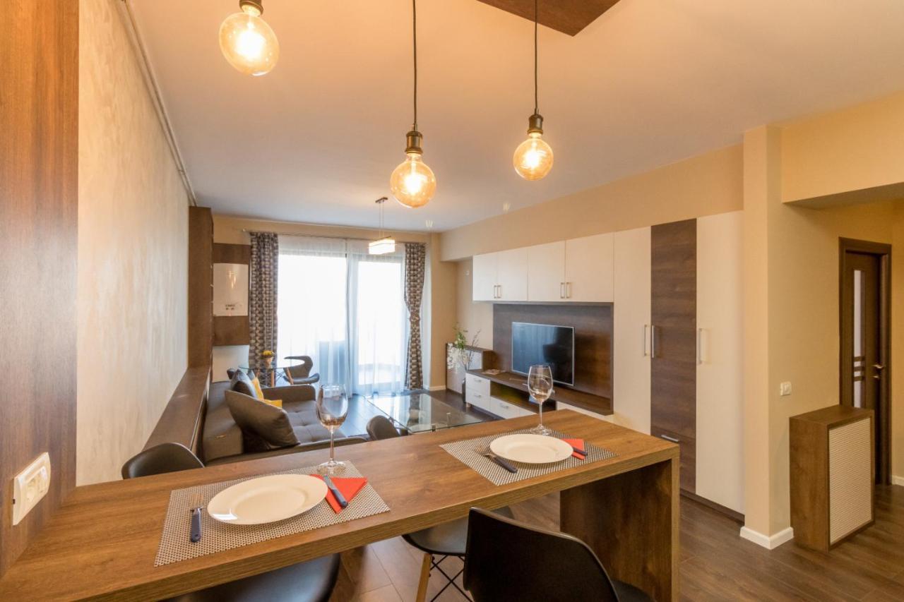 Modern Downtown Apartment Cluj-Napoca Esterno foto